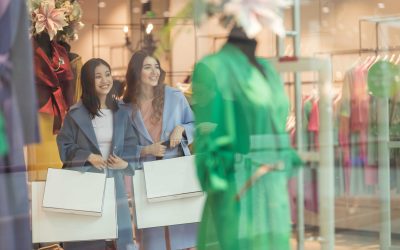 Vitrine Primavera Verão: 6 elementos para trabalhar na ambientação da sua loja nesta temporada